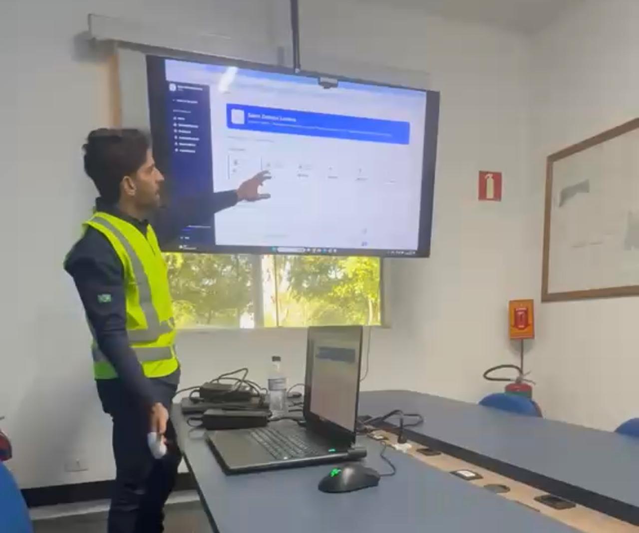 Apresentação da APR ao cliente
